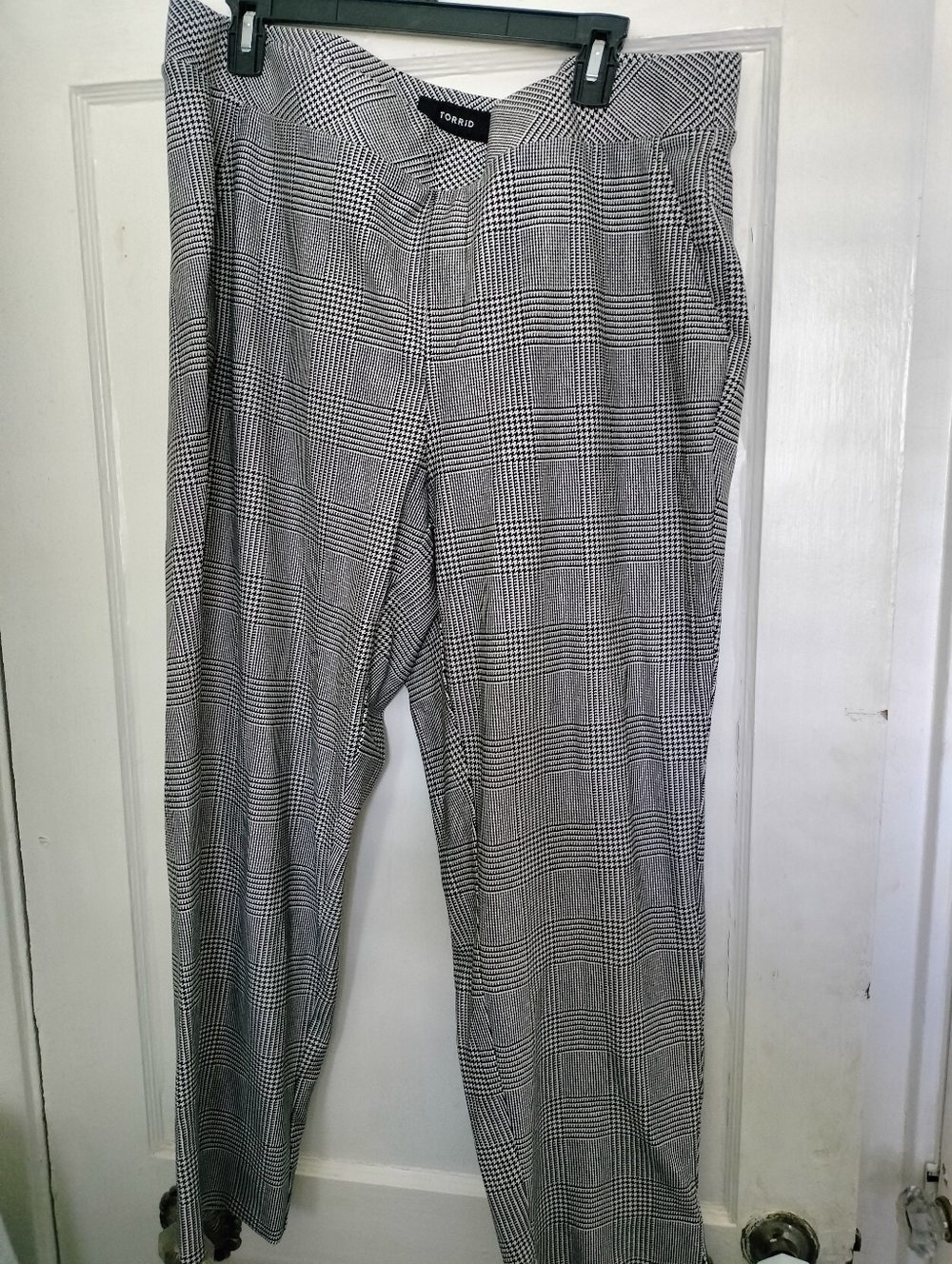 Torrid 2 Pull On Ponte Hounds tooth Plaid Black & White Plus Size Pants 2X